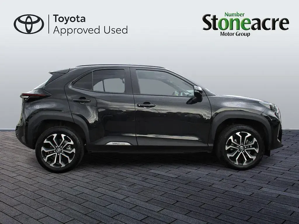 Used Toyota Yaris Hybrid Design 2026 Black Hatchback