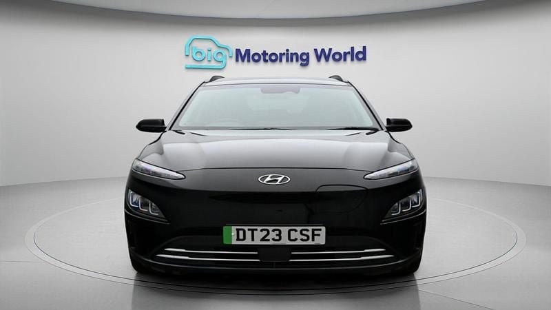 Used Hyundai Kona Premium 100 kW (136 HP) 2022 Black SUV