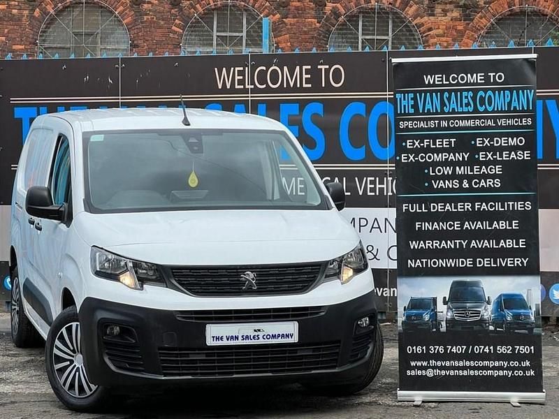 Used Peugeot Partner Premium 2020 White MPV