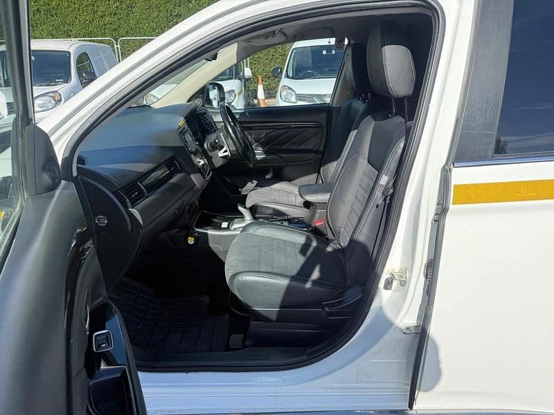 Used Mitsubishi Outlander P-HEV 2018 White