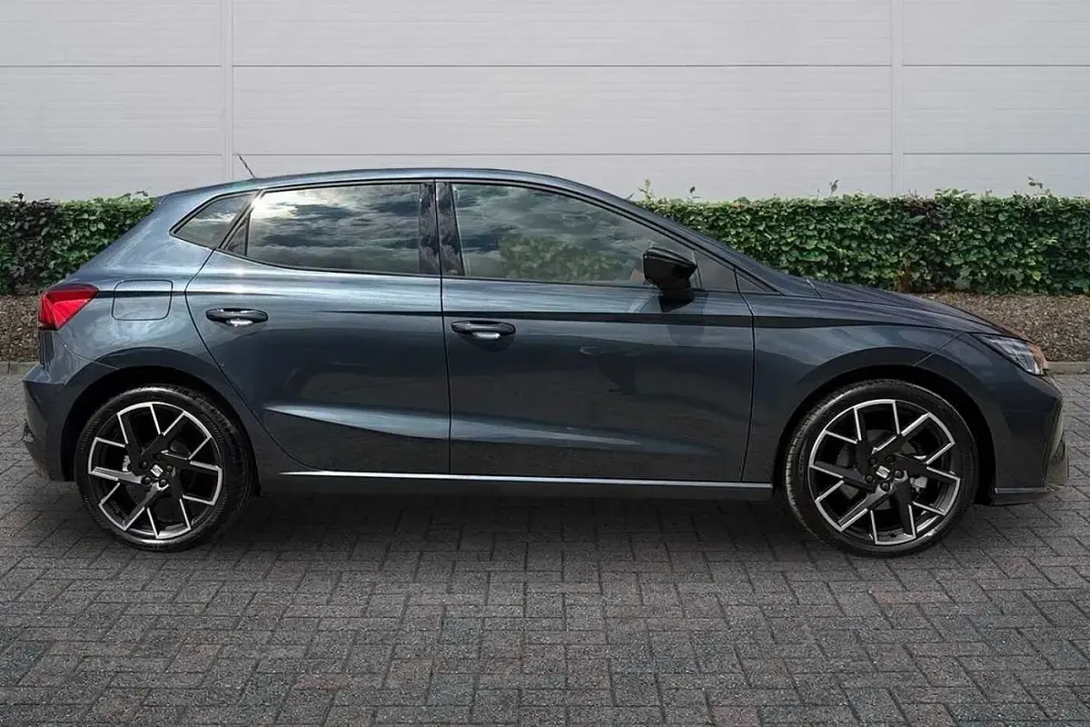 New Seat Ibiza FR Sport 115 HP (84 kW) 2026 Magnetic grey Hatchback