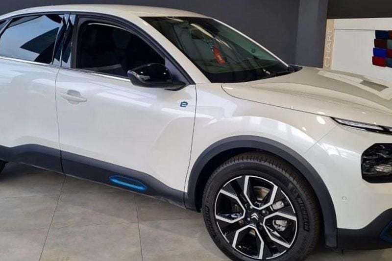 New 2025 Citroën e-C4 Shine Sedan | £20,999 (Fair price) - Image 1/1