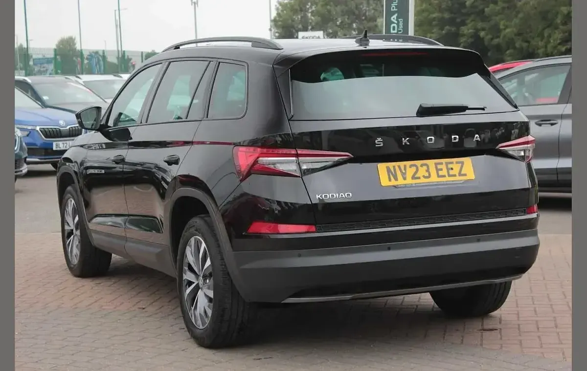 Used Skoda Kodiaq SE Drive 147 HP (108 kW) 2023 Black magic pearl effect SUV