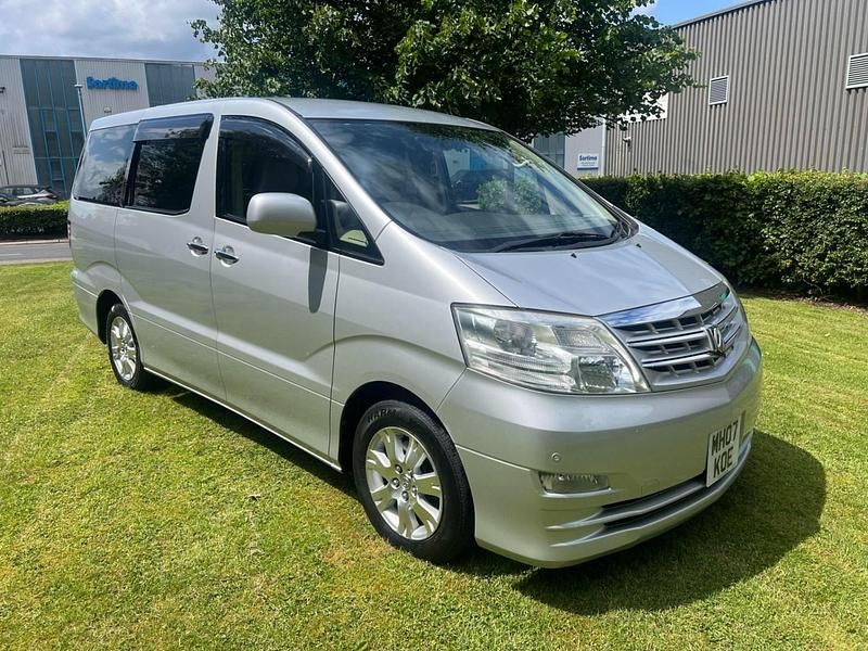 Used Toyota Alphard 2007 Silver MPV