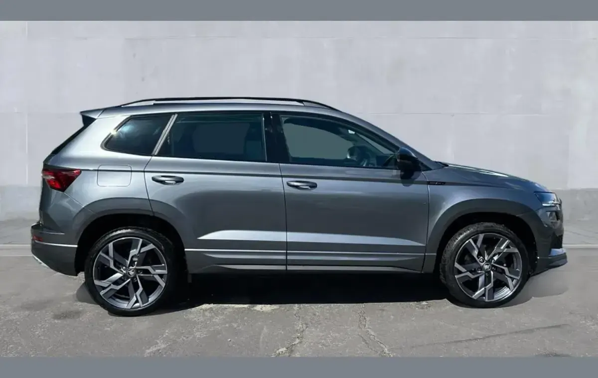 Used Skoda Karoq SportLine 150 HP (110 kW) 2025 Grey SUV