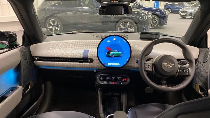 Used Mini Cooper Hatch 133 kW (181 HP) 2024 Green Hatchback