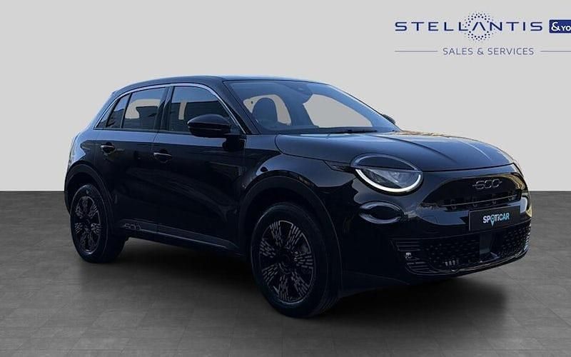 New Fiat 600 S 101 HP (74 kW) 2025 Black SUV