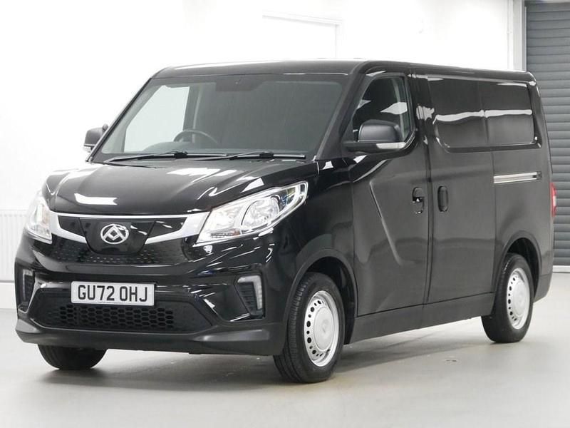 Black Used 2022 Maxus eDeliver 3 Van | £10,989 (Expensive) - Image 1/4