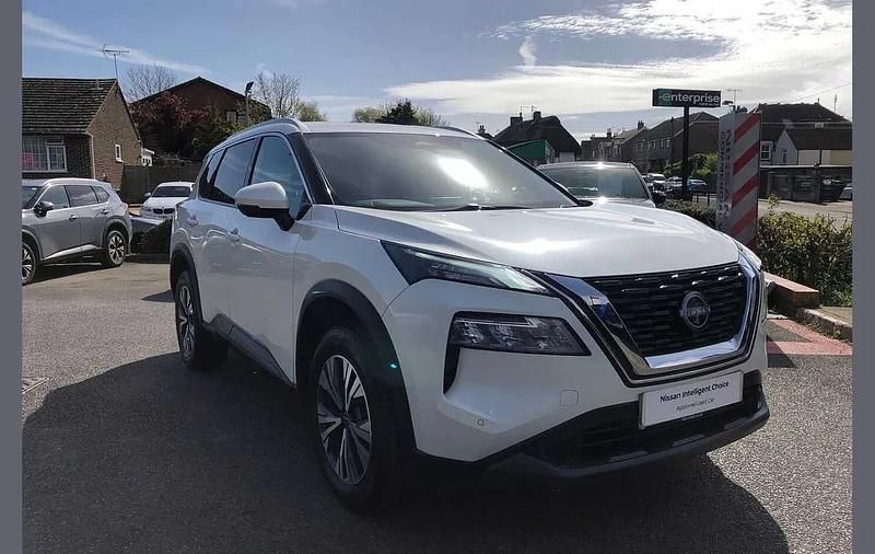 Used Nissan X-Trail N-Connecta 213 HP (156 kW) 2024 White SUV