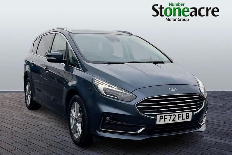Used Ford S-MAX Titanium 190 HP (139 kW) 2023 Blue MPV