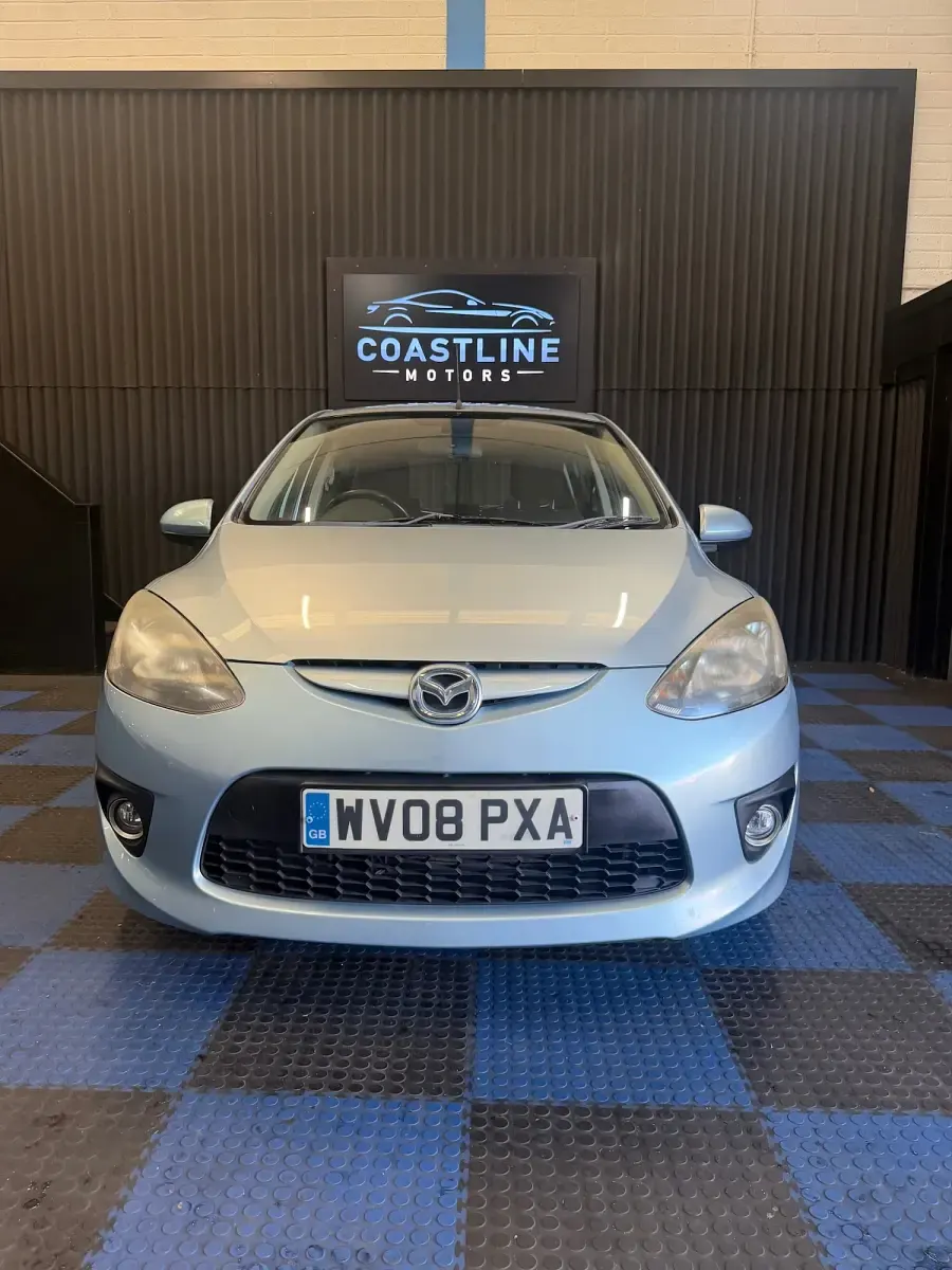 Used Mazda 2 Inclusive 103 HP (75 kW) 2008 Blue Hatchback