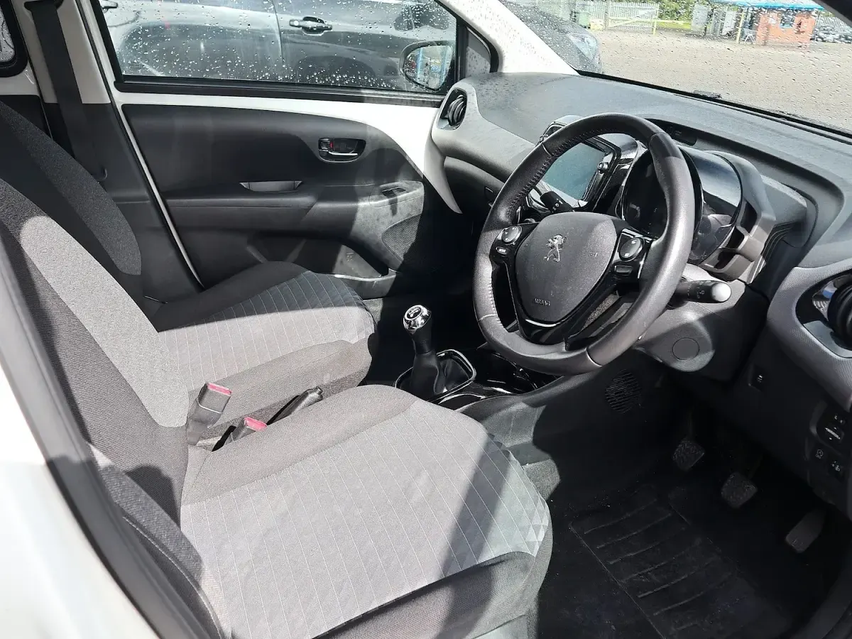Used Peugeot 108 Allure 2021 White Hatchback