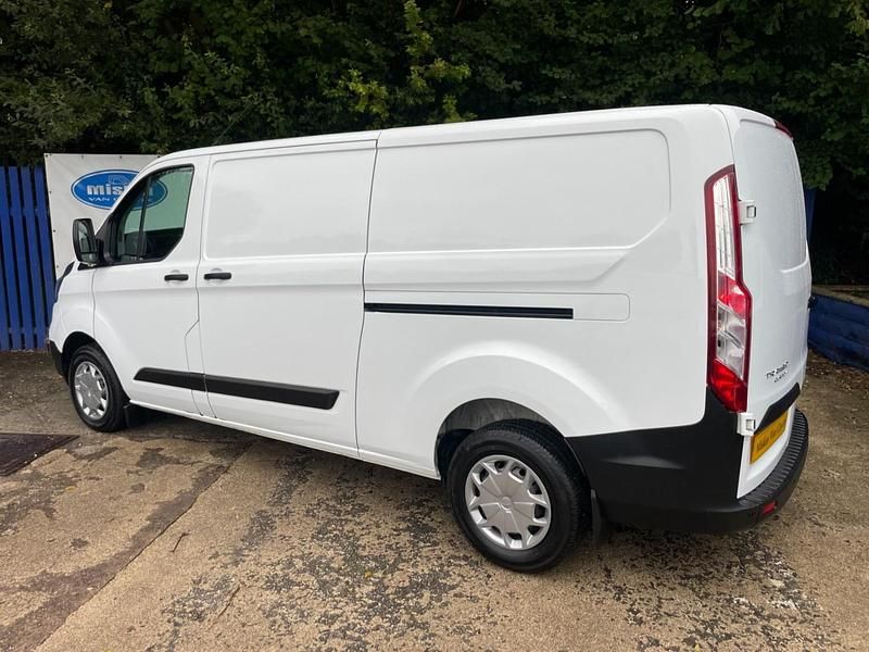 Used Ford Transit Custom 130 HP (95 kW) 2023 White Van