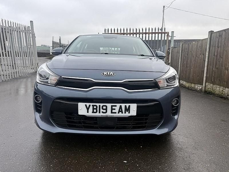 Used Kia Rio 98 HP (72 kW) 2019 Blue Hatchback