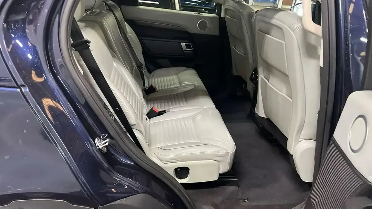 Used Land Rover Discovery HSE Luxury 2018 Blue SUV