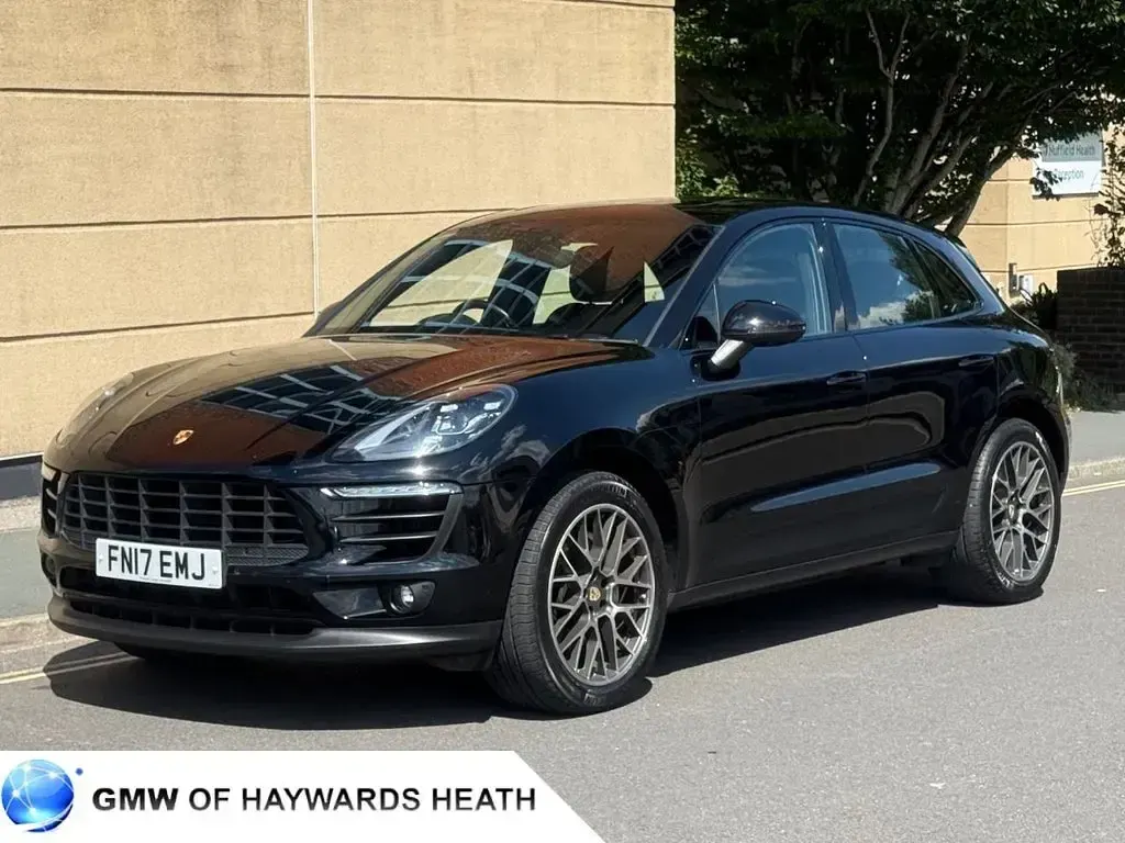 Used Porsche Macan 340 HP (250 kW) 2017 Black SUV