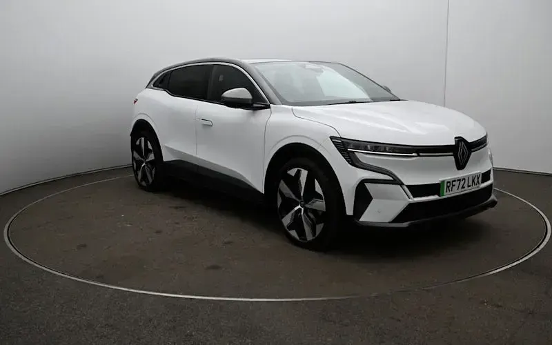 Używany Renault Megane E-Tech Techno 160 kW (218 KM) 2022 Biały Hatchback