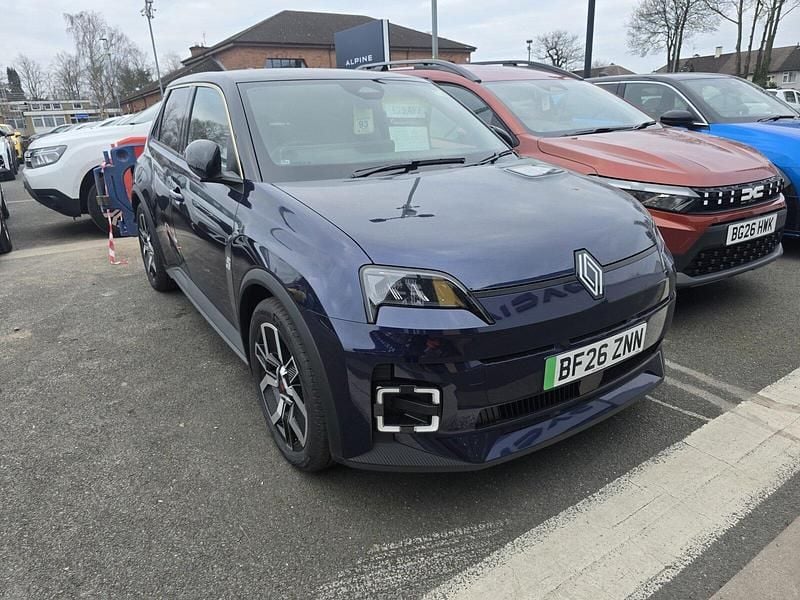 New Renault R5 110 kW (150 HP) 2026 Special twotone metallic  midnight blue with bla  Hatchback