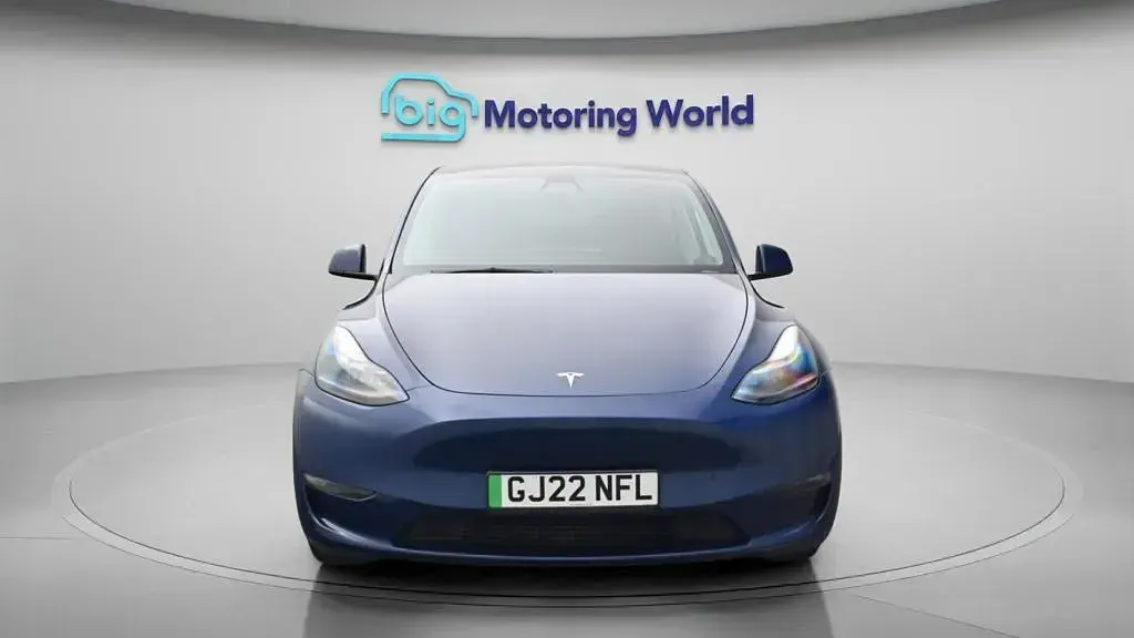 Used Tesla Model Y Long Range AWD 378 kW (514 HP) 2022 Blue SUV