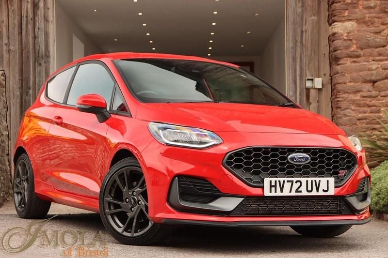Red Used 2022 Ford Fiesta ST Hatchback | £13,990 (Good price) - Image 1/4