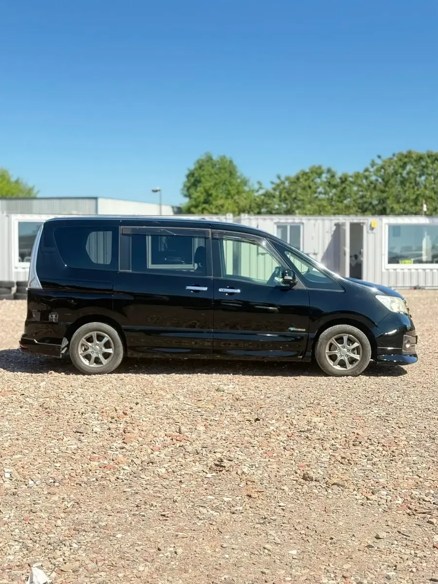 Used Nissan Serena S 2013 Black MPV