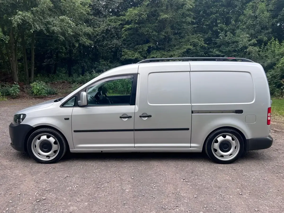 Used VW Caddy Startline 102 HP (75 kW) 2014 Silver MPV