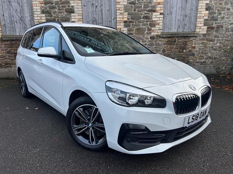 White Used 2018 BMW 220 Sport Line Estate | £12,895 (Fair price) - Image 1/4