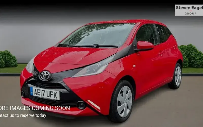 Used Toyota Aygo X-play 69 HP (50 kW) 2018 Hatchback