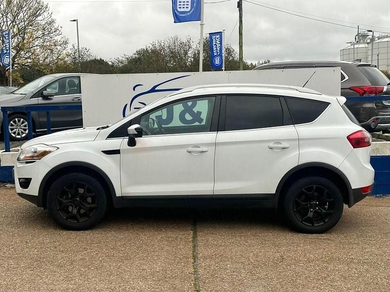 Used Ford Kuga Zetec 140 HP (102 kW) 2011 White SUV