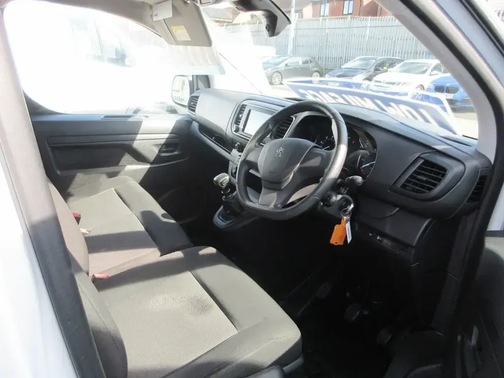 Used Peugeot Expert Premium 2023 White Van