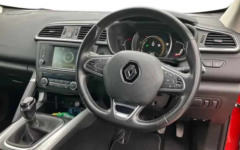 Used Renault Kadjar Bose Edition 131 HP (96 kW) 2017 Red SUV