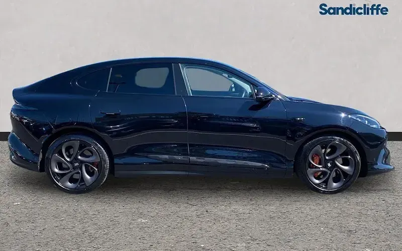 Usado MG IM6 553 kW (752 CV) 2025 Negro SUV