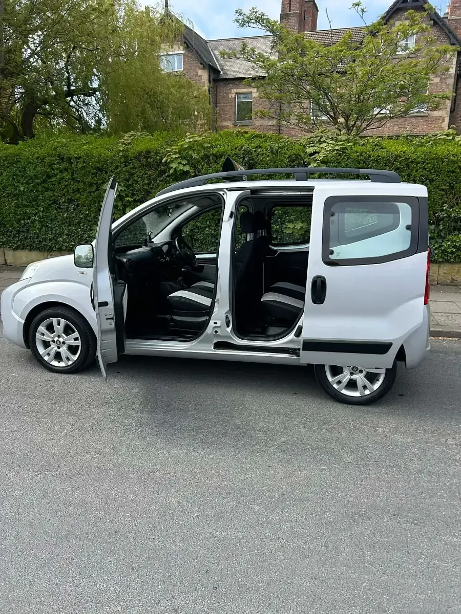 Used Fiat Qubo Trekking 2013 Silver MPV