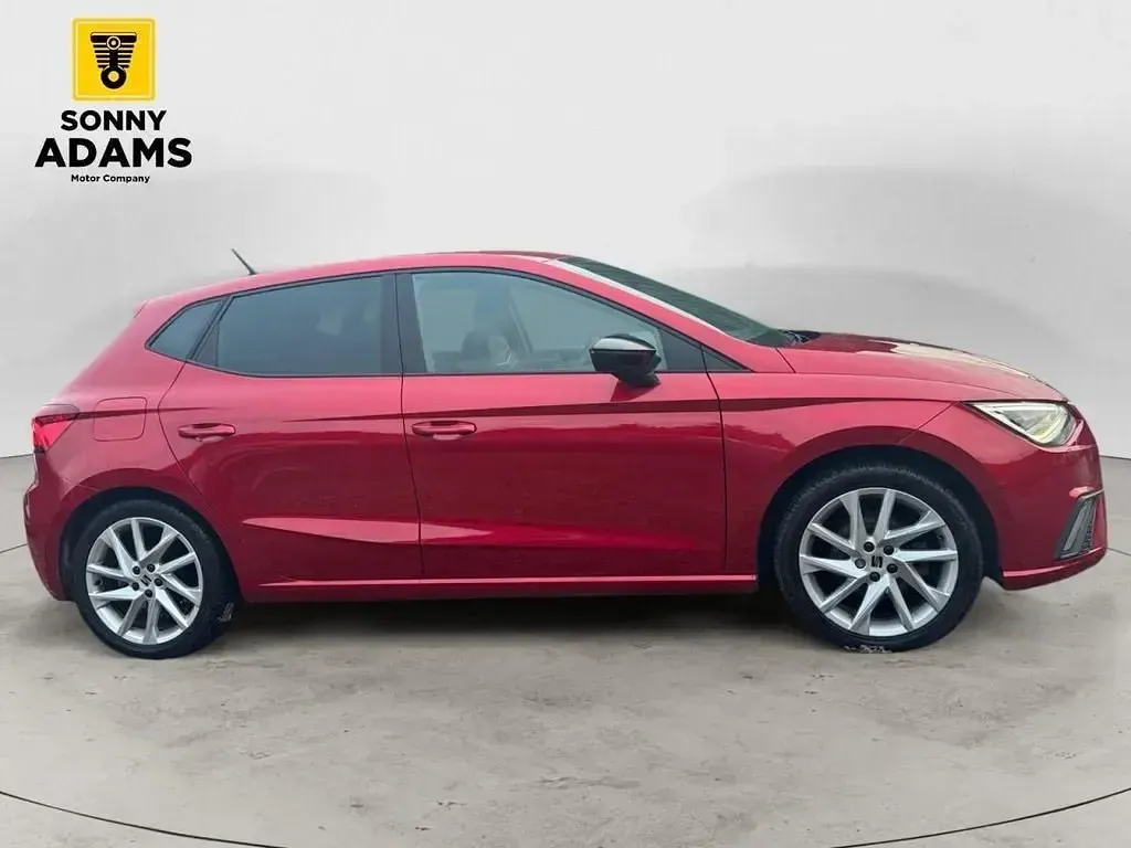 Usado Seat Ibiza FR 115 HP (84 kW) 2024 Vermelho Citadino
