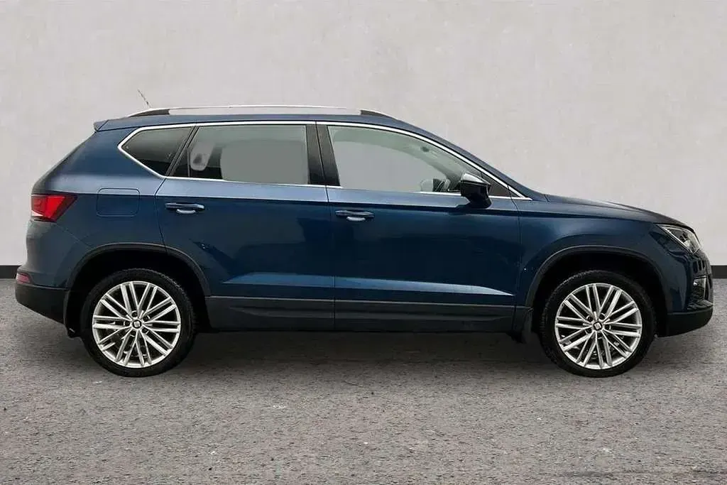 Used Seat Ateca XCELLENCE 150 HP (110 kW) 2017 Blue SUV