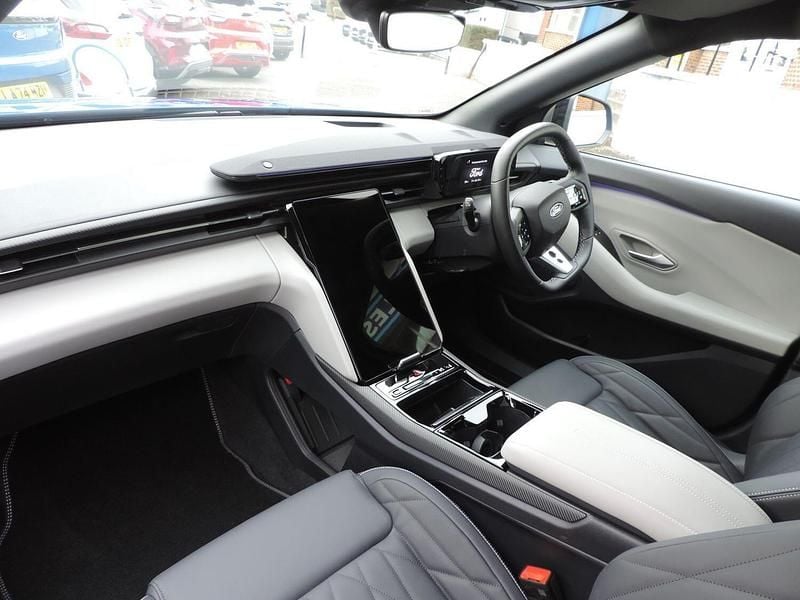 New Ford Capri Premium 250 kW (340 HP) 2025 Blue Hatchback