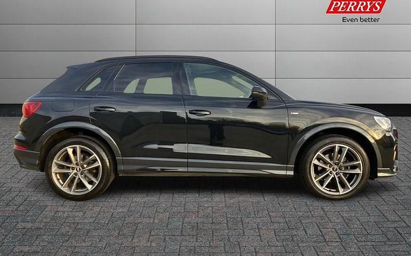 Used Audi Q3 Black Edition 150 HP (110 kW) 2023 SUV