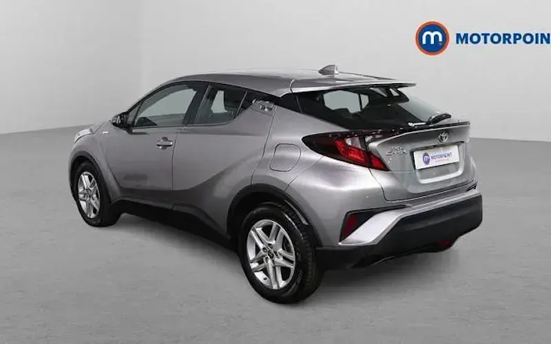 Usado Toyota C-HR 122 HP (89 kW) 2023 SUV
