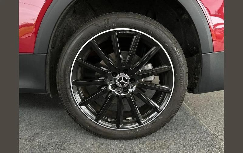 Used Mercedes GLB200 AMG Line Premium Plus 163 HP (119 kW) 2023 Red SUV