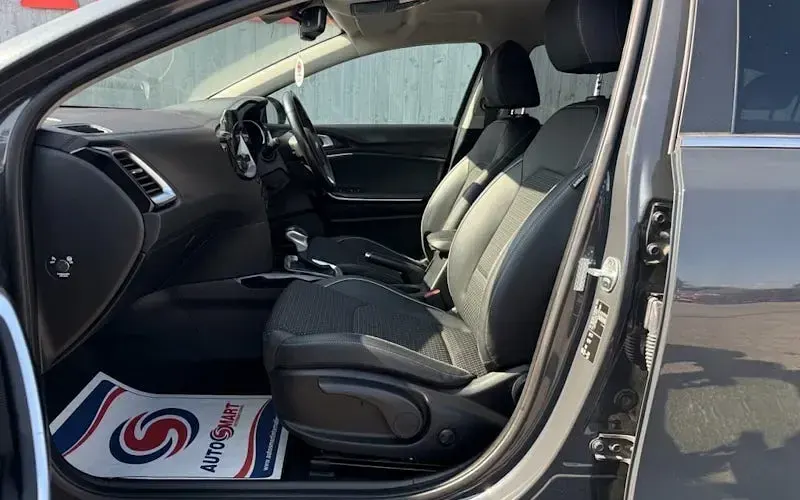 Used Kia Ceed Sportswagon 140 HP (102 kW) 2019 Grey Estate