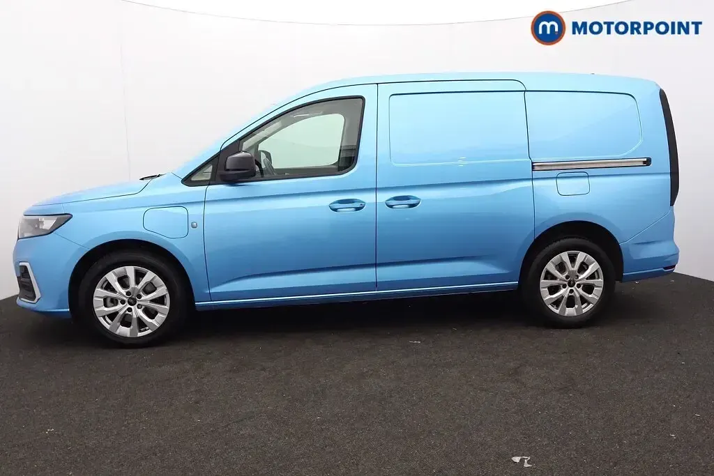 Used Ford Transit Connect Limited 2025 Blue MPV