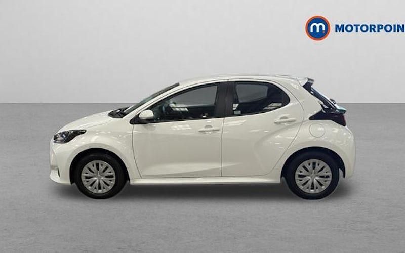 Used Mazda 2 116 HP (85 kW) 2023 White Hatchback