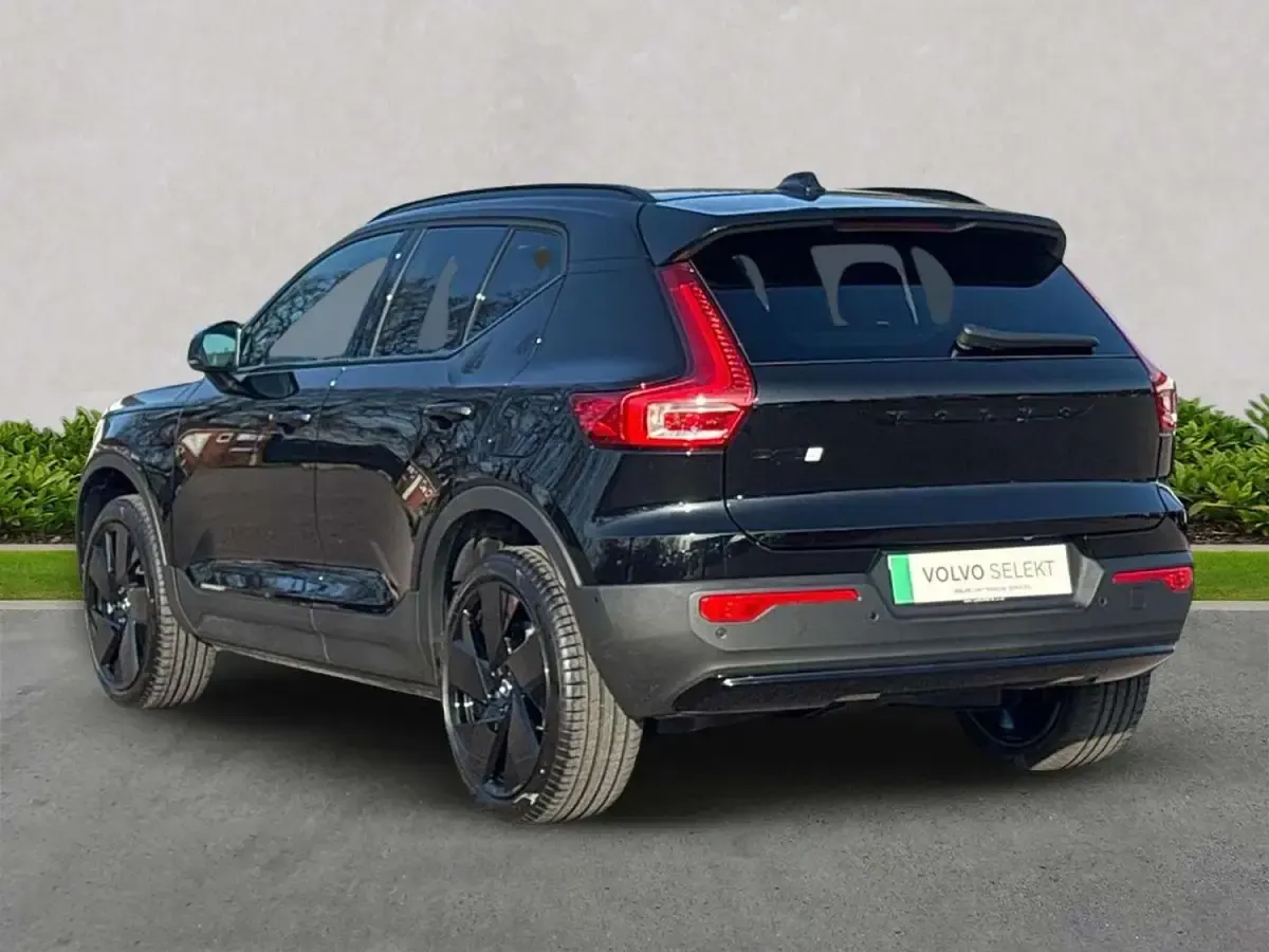 Usado Volvo EX40 Ultra 325 kW (442 HP) 2026 Preto SUV