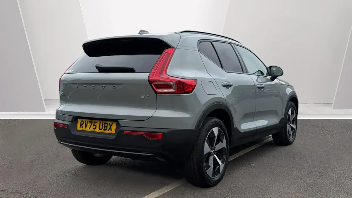 Used Volvo XC40 Plus 197 HP (144 kW) 2025 Grey SUV
