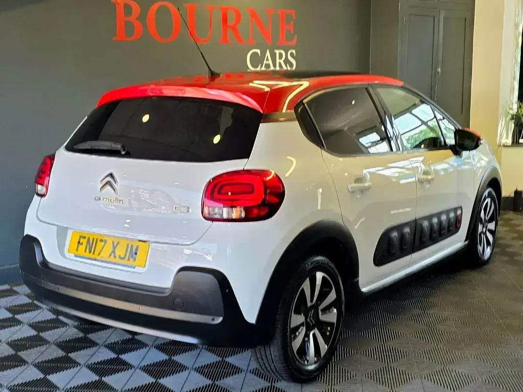 Used Citroën C3 Flair 82 HP (60 kW) 2017 White Hatchback