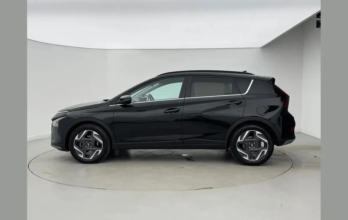 Used Hyundai Bayon Premium 99 HP (72 kW) 2024 Black SUV