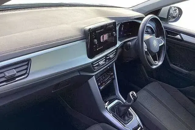Begagnad VW T-Roc Life 150 HK (110 kW) 2024 Grå SUV