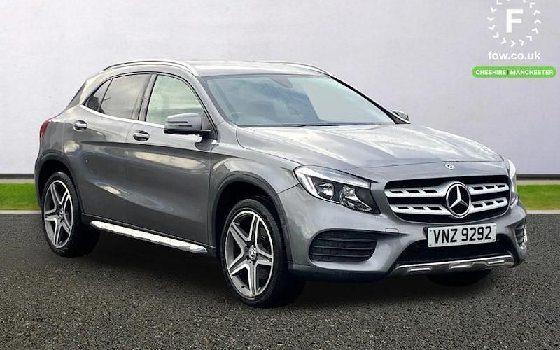 Used 2018 Mercedes GLA220 AMG line SUV | £13,799 (Fair price) - Image 1/3