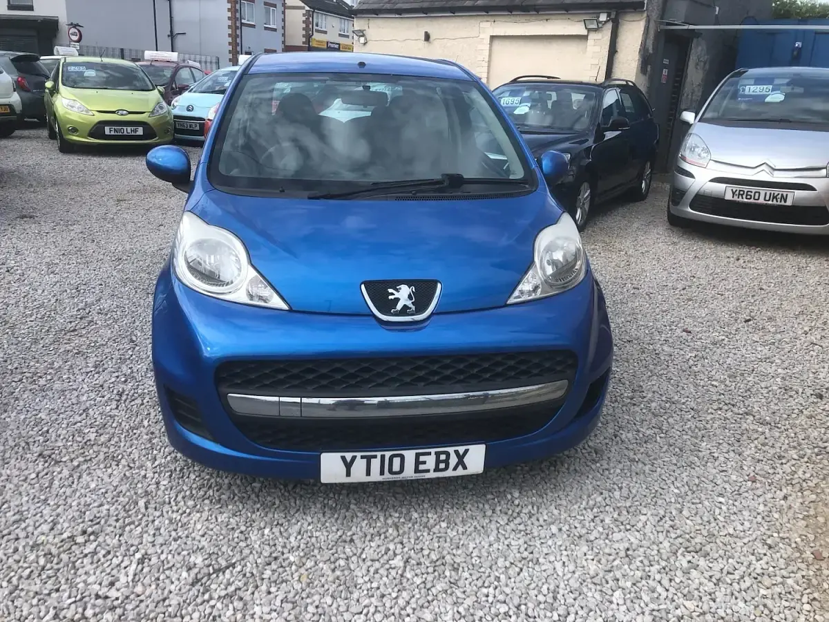 Used Peugeot 107 68 HP (50 kW) 2010 Blue Hatchback