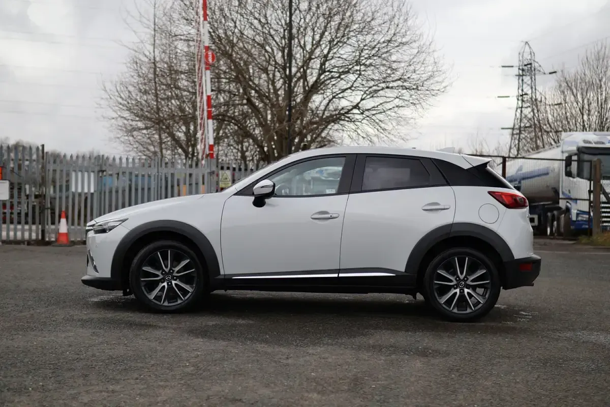 Used Mazda CX-3 Inclusive 120 HP (88 kW) 2017 Silver SUV